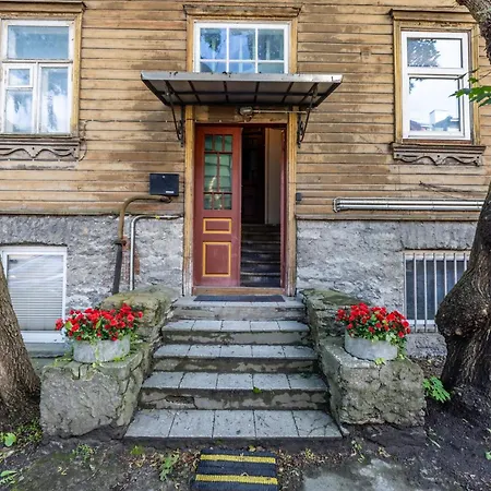 Lägenhet Stella's Kappeli - Near Bus Station And Airport - Near Bus Tram Stops - Free Parking, Wifi And Netflix - New Renovation *