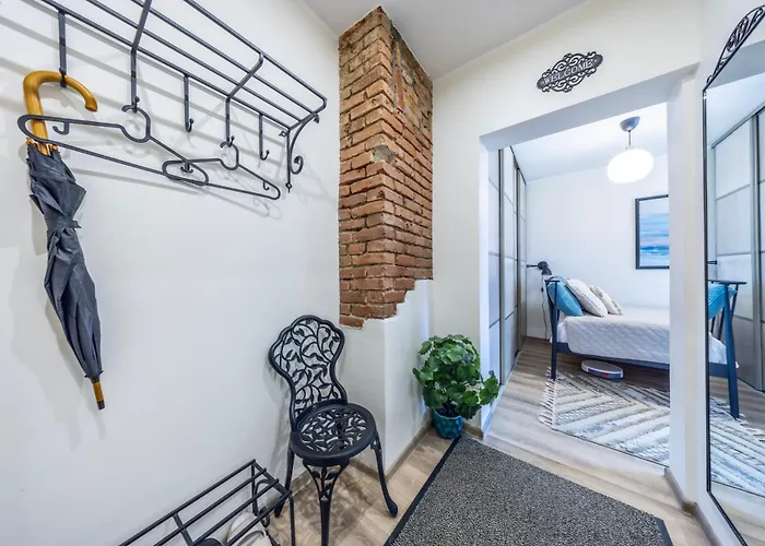 Lägenhet Stella's Kappeli - Near Bus Station And Airport - Near Bus Tram Stops - Free Parking, Wifi And Netflix - New Renovation *