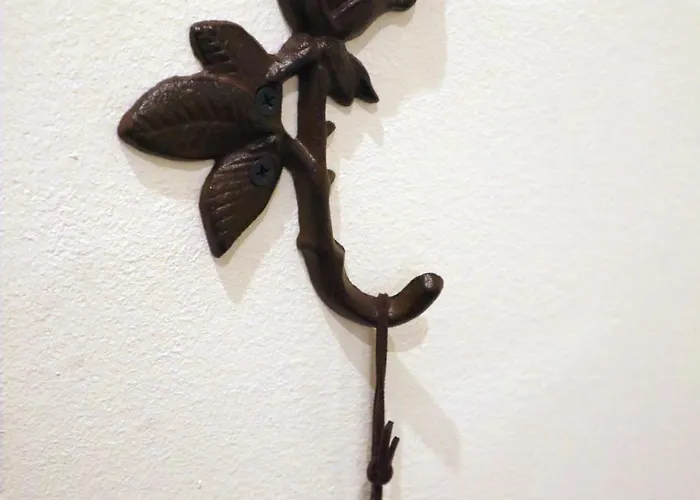 Stella's Kappeli - Near Bus Station And Airport - Near Bus Tram Stops - Free Parking, Wifi And Netflix - New Renovation Lägenhet